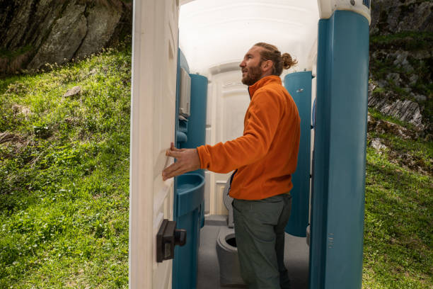 Porta potty delivery and setup in Groton, SD